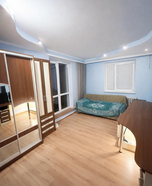 Квартира, 2-кімн., Харьков, 626м/р, Велозаводская