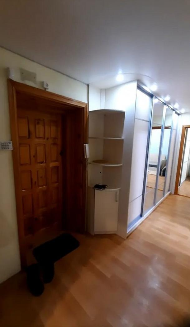 Квартира, 2-кімн., Харьков, ХТЗ, Индустриальный просп. (Фрунзе проспект)