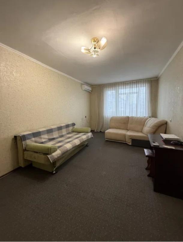 Квартира, 1-кімн., Харьков, 608м/р, Непокоренных (Героев Труда)