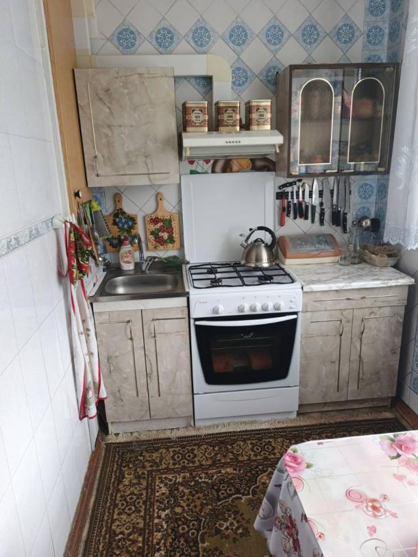 Квартира, 2-кімн., Чугуев, Чугуевский район, Музейная (Розы Люксембург)