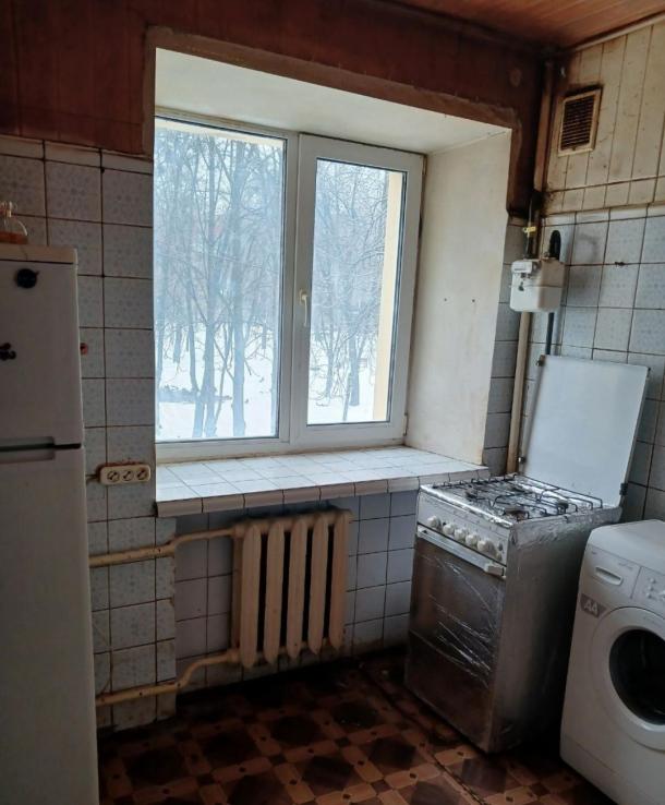 Квартира, 3-кімн., Харьков, Павлово Поле, Науки пр.