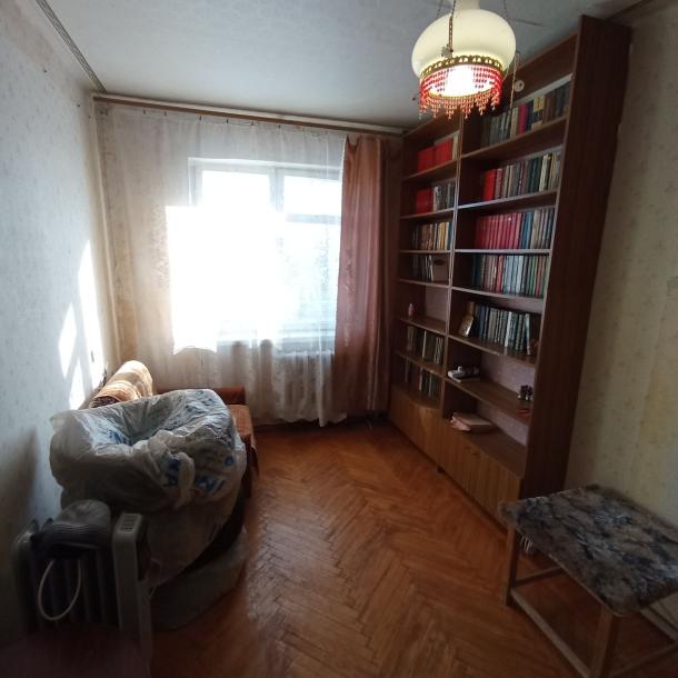 Квартира, 2-кімн., Харьков, ХТЗ, Александровский пр.