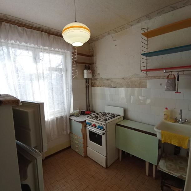 Квартира, 2-кімн., Харьков, ХТЗ, Александровский пр.