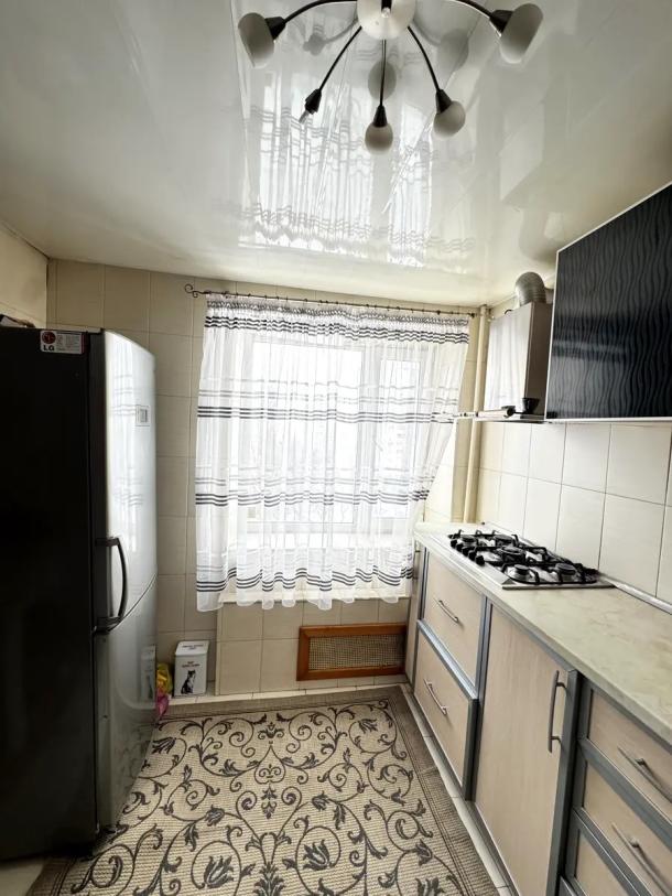 Квартира, 3-кімн., Харьков, Одесская, Аэрокосмический просп. (Гагарина проспект)