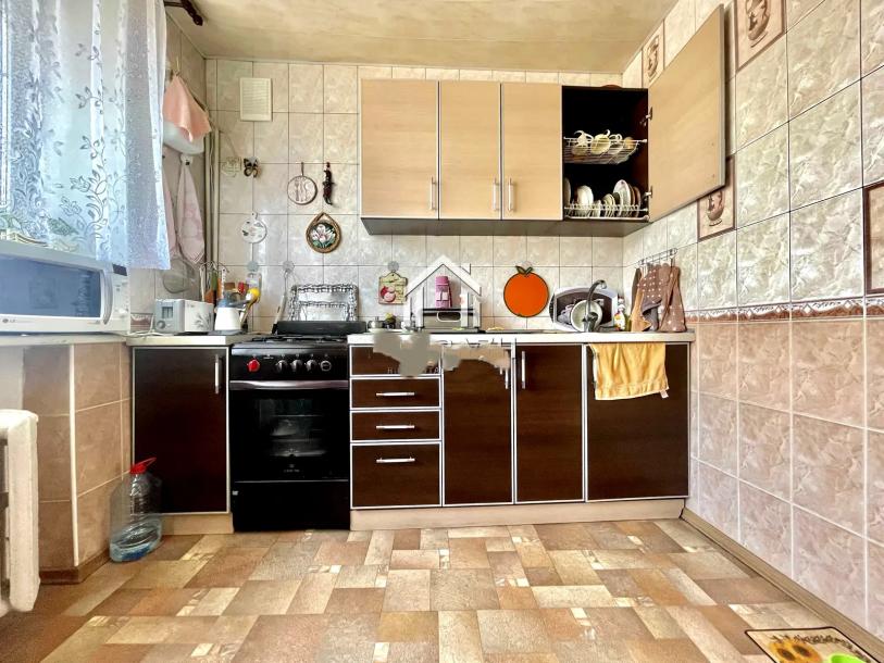 Квартира, 3-кімн., Харьков, Холодная Гора, Кашубы