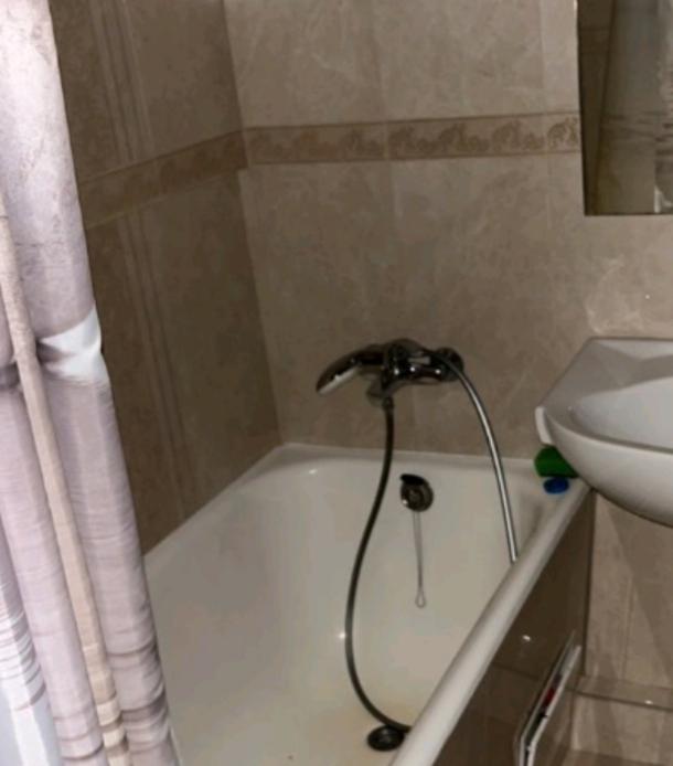 Квартира, 1-кімн., Харьков, Павлово Поле, 23 Августа