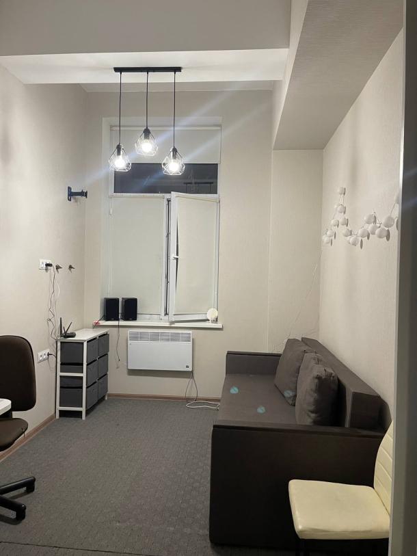 Гостинка, Харьков, Защитников Украины метро, Героев Харькова пр-т