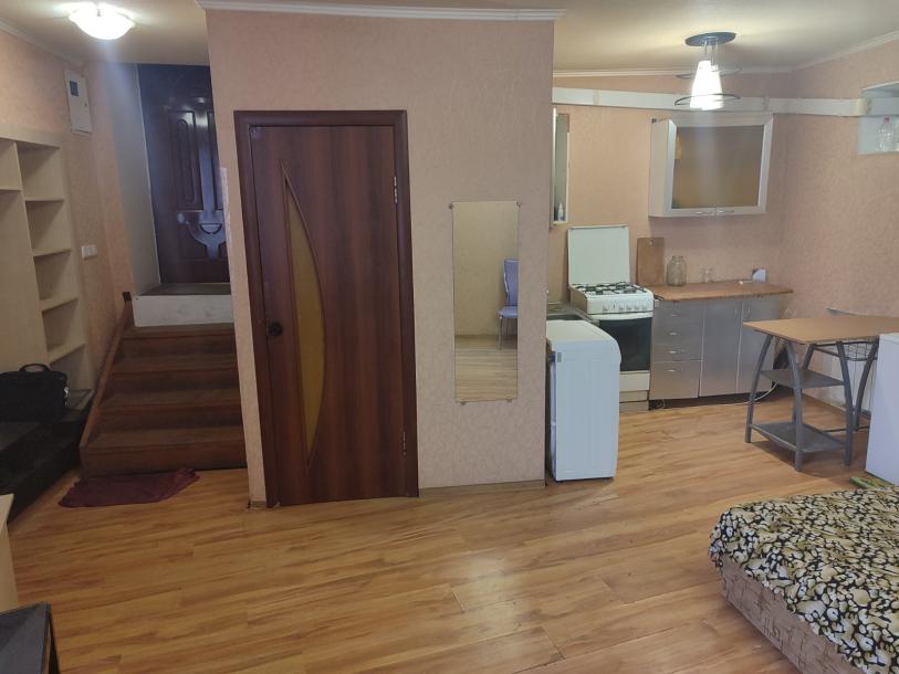 Квартира, 1-кімн., Харьков, Гагарина метро , Героев Небесной Сотни пл. (Руднева пл.)