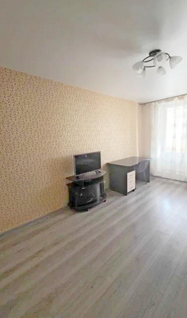 Квартира, 1-кімн., Харьков, 520м/р, Валентиновская