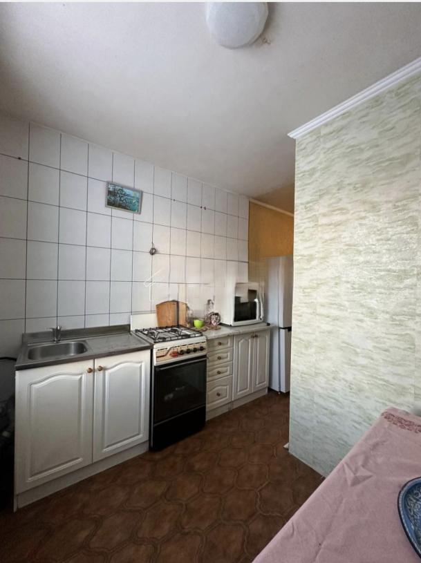 Квартира, 3-кімн., Харьков, 522м/р, Валентиновская