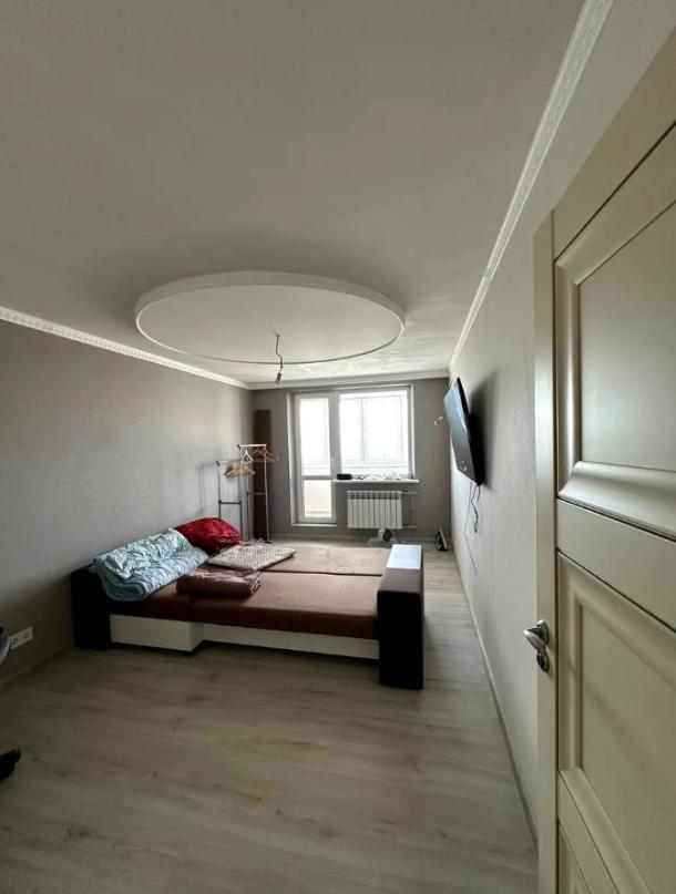 Квартира, 3-кімн., Харьков, 1 Северная Салтовка, Леся Сердюка (Командарма Корка)