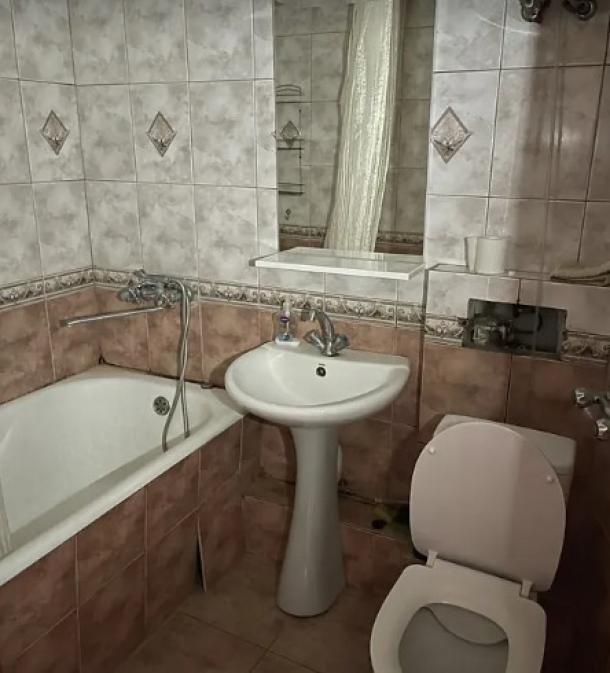 Квартира, 3-кімн., Харьков, 608м/р, Гвардейцев Широнинцев