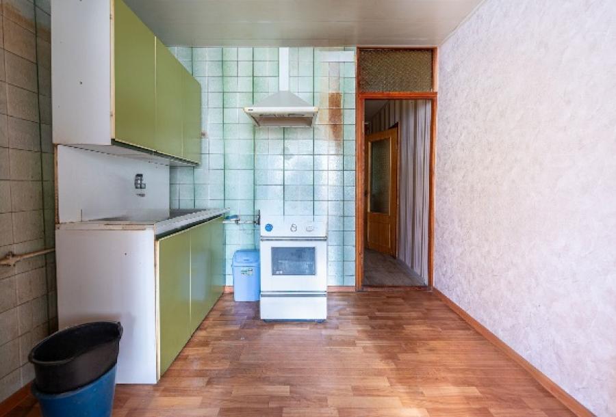 Квартира, 2-кімн., Харьков, Павлово Поле, Космонавтов