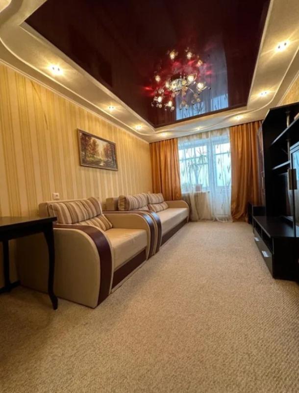 Квартира, 2-кімн., Харьков, Бавария, Ново-Баварский пр.