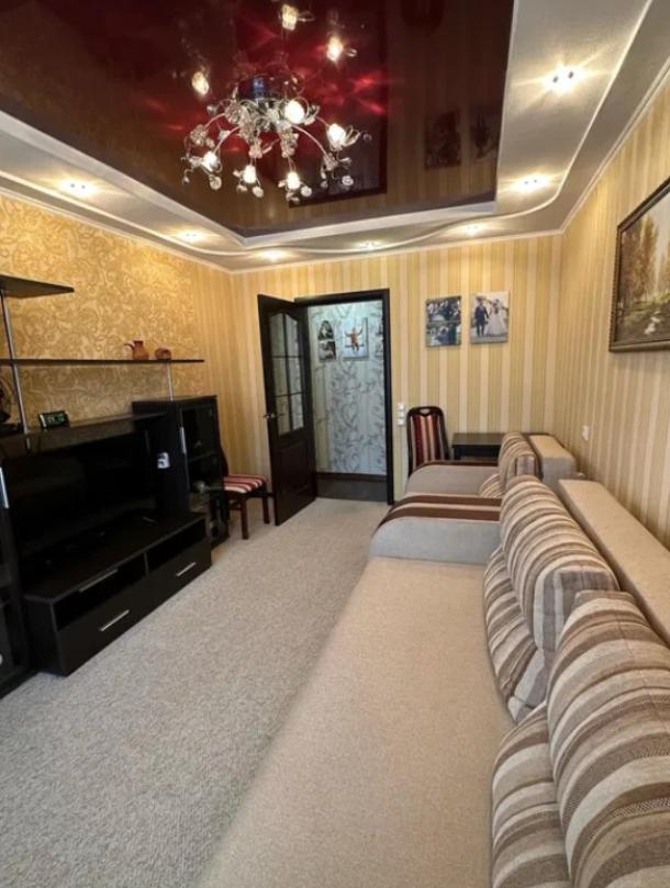 Квартира, 2-кімн., Харьков, Бавария, Ново-Баварский пр.