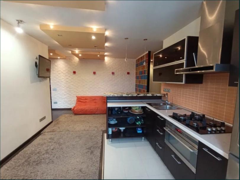 Квартира, 3-кімн., Харьков, Жуковского поселок, Астрономическая