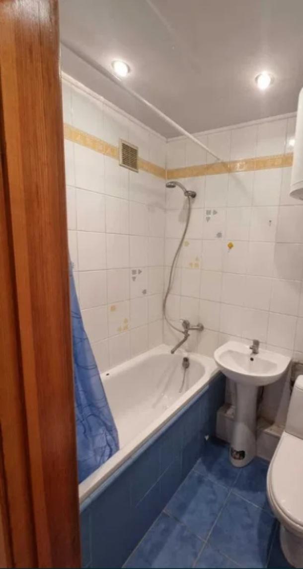 Квартира, 1-кімн., Харьков, 626м/р, Солнечная (Красноармейская, Кирова, Октябрьская, Совхозная)