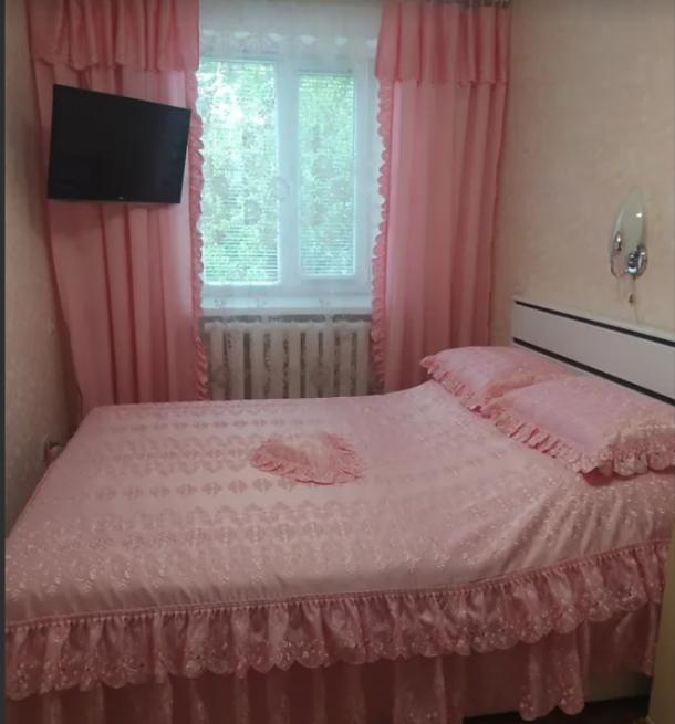 Квартира, 3-кімн., Харьков, Новые Дома, Каденюка (Танкопия)