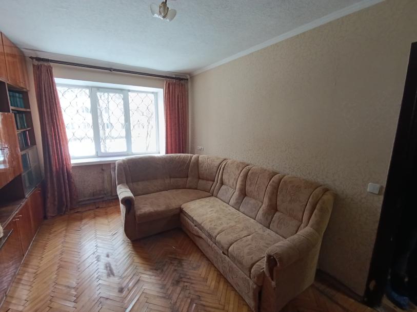 Квартира, 2-кімн., Харьков, Павлово Поле, Космонавтов