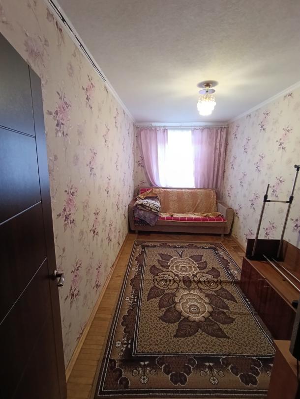 Квартира, 2-кімн., Харьков, Павлово Поле, Космонавтов