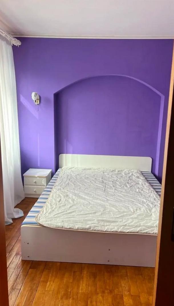 Квартира, 4-кімн., Харьков, 615м/р, Юбилейный пр. (50 лет ВЛКСМ пр.)