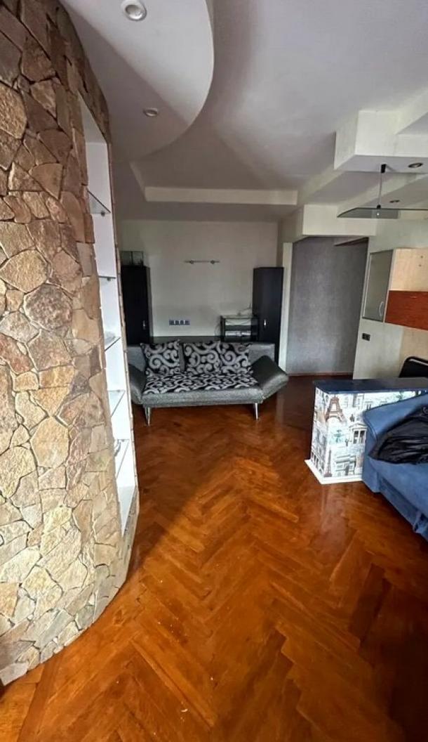 Квартира, 4-кімн., Харьков, 615м/р, Юбилейный пр. (50 лет ВЛКСМ пр.)