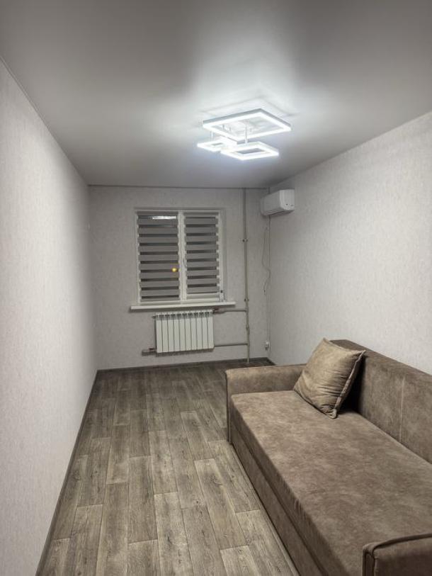 Квартира, 2-кімн., Харьков, Новые Дома, Каденюка (Танкопия)