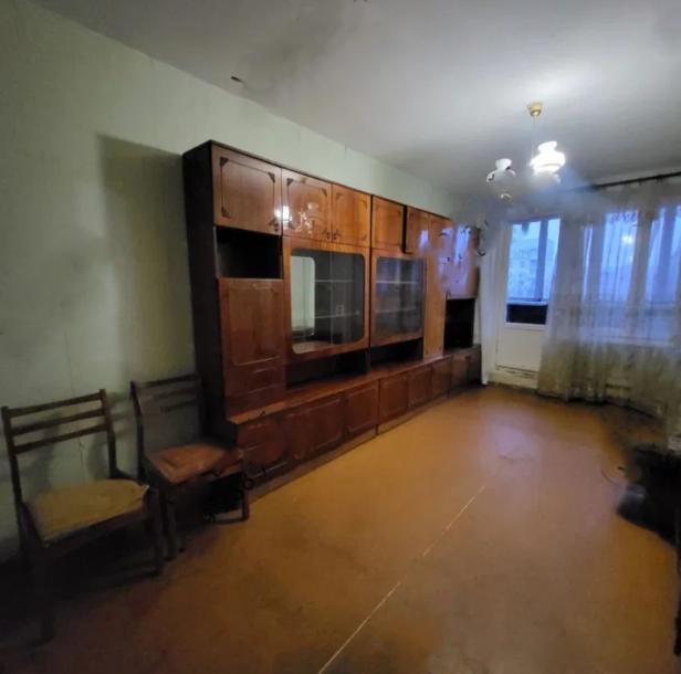 Квартира, 3-кімн., Харьков, 608м/р, Валентиновская