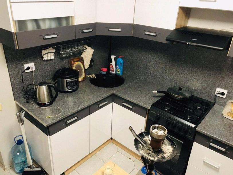 Квартира, 2-кімн., Харьков, Новые Дома, Льва Ландау пр.