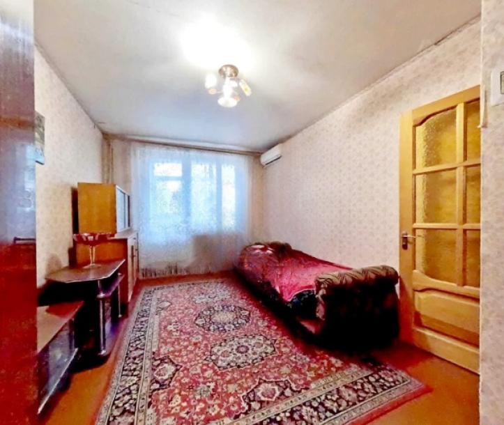 Квартира, 3-кімн., Харьков, 524м/р, Академика Павлова