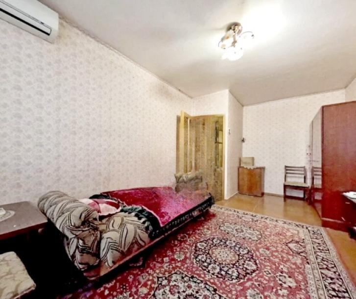 Квартира, 3-кімн., Харьков, 524м/р, Академика Павлова