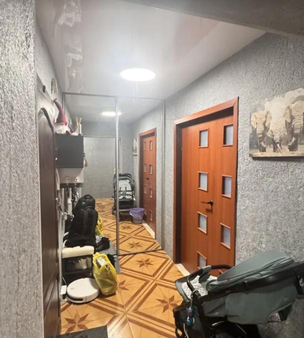 Квартира, 3-кімн., Харьков, Аэропорт, Ромашкина