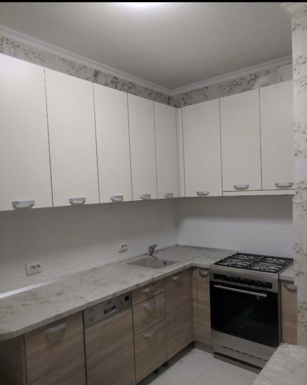 Квартира, 3-кімн., Харьков, Шатиловка, Авиационная