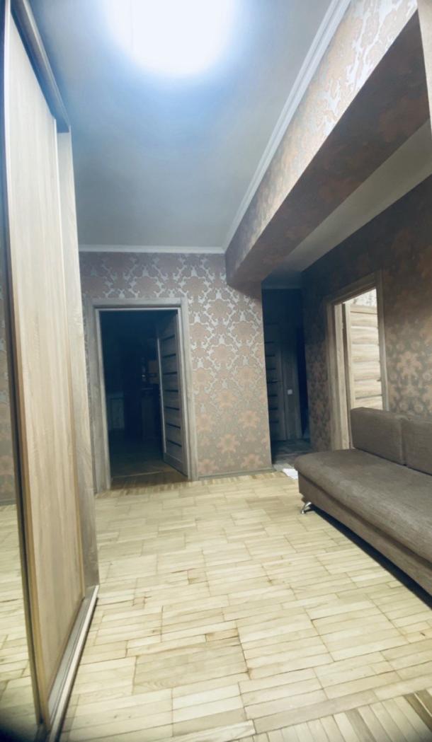 Квартира, 3-кімн., Харьков, Шатиловка, Авиационная