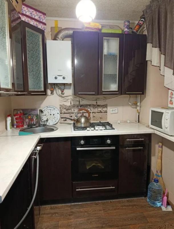 Квартира, 3-кімн., Чугуев, Чугуевский район, Харьковская