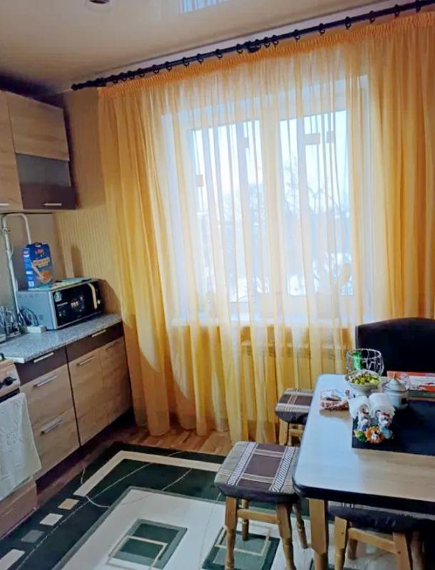 Купить квартира, Чугуев, Авиатор мкр, Харьковская область