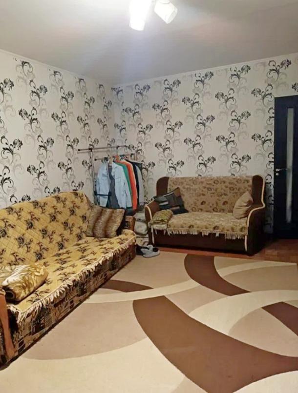 Квартира, 1-кімн., Чугуев, Чугуевский район, Авиатор мкр