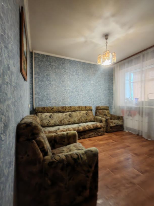 Квартира, 3-кімн., Харьков, Рогань жилмассив, 92-й бригады (Грицевца)