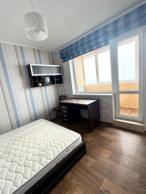 Квартира, 2-кімн., Харьков, Алексеевка, Ахсарова