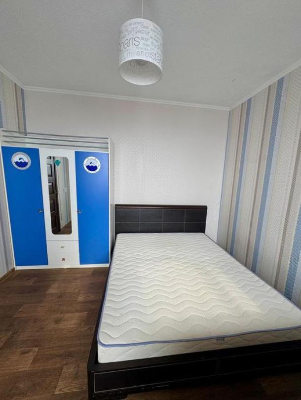 Квартира, 2-кімн., Харьков, Алексеевка, Ахсарова