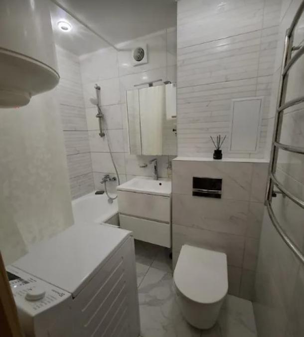 Квартира, 3-кімн., Харьков, Одесская, Зерновой пер.