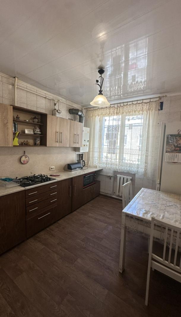 Квартира, 3-кімн., Харьков, Холодная Гора, Полтавский Шлях