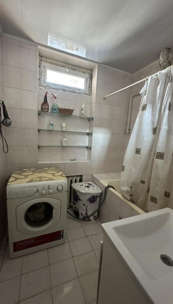 Квартира, 3-кімн., Харьков, Холодная Гора, Полтавский Шлях