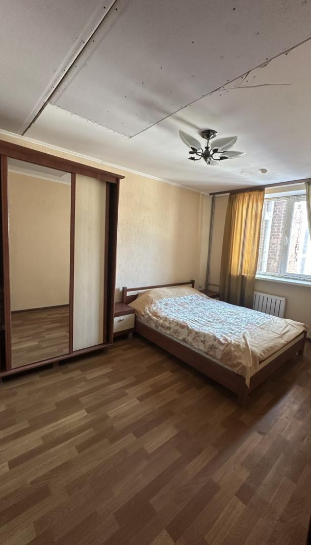 Квартира, 3-кімн., Харьков, Холодная Гора, Полтавский Шлях