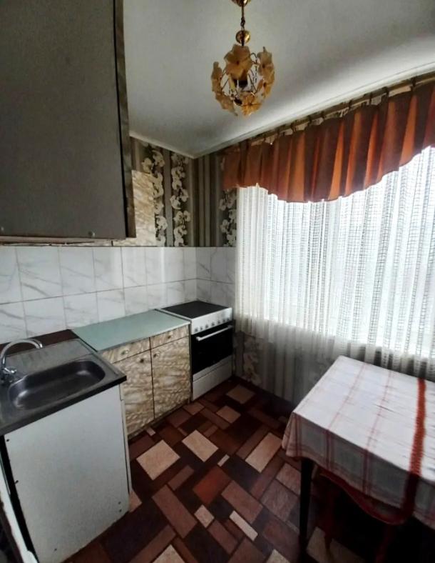 Квартира, 3-кімн., Харьков, Алексеевка, Победы пр.