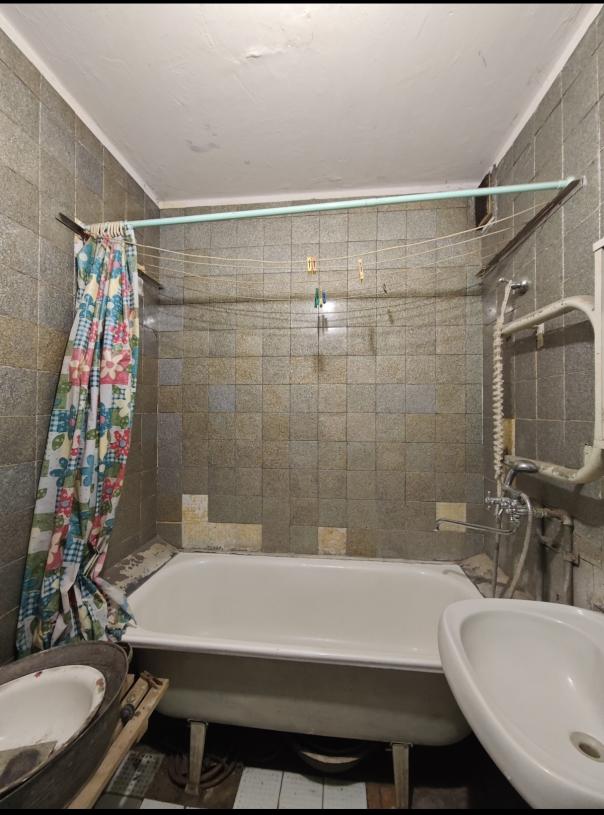 Квартира, 2-кімн., Харьков, Рогань жилмассив, 92-й бригады (Грицевца)