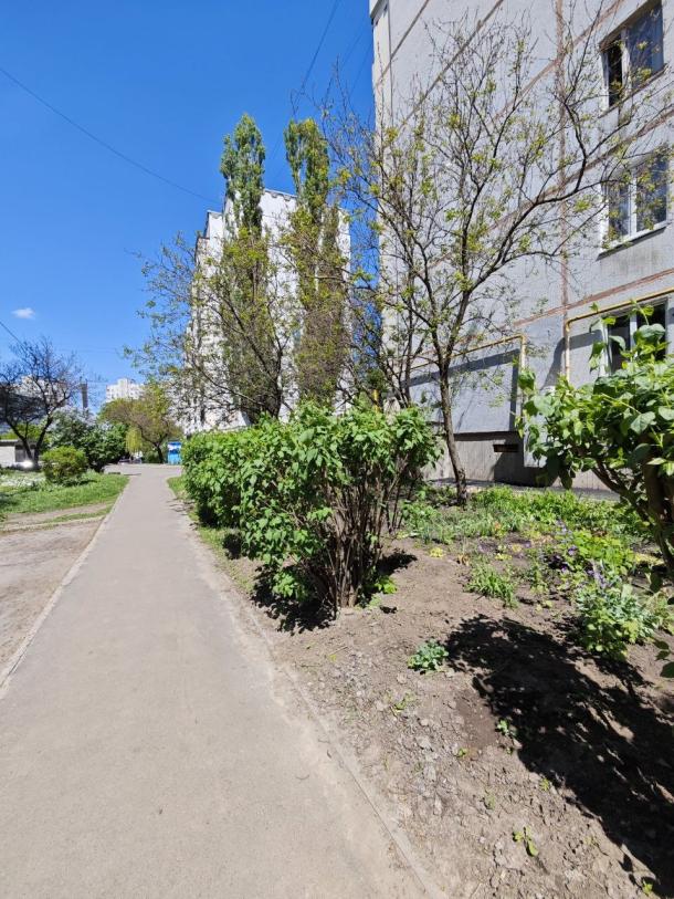 Квартира, 2-кімн., Харьков, Рогань жилмассив, 92-й бригады (Грицевца)