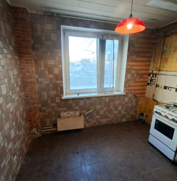 Квартира, 3-кімн., Харьков, Восточный, Электровозная