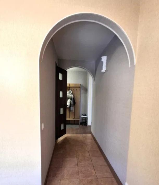 Квартира, 1-кімн., Харьков, 522м/р, Валентиновская