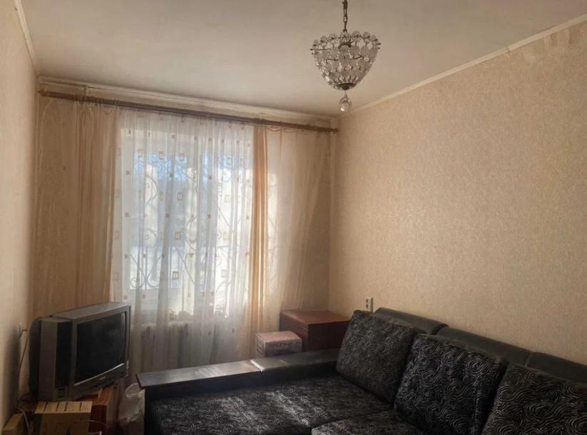 Квартира, 2-кімн., Харьков, 606м/р, Тракторостроителей просп.